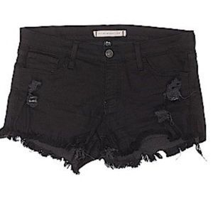 Black distressed shorts